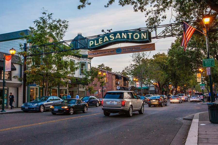 Pleasanton main street sign